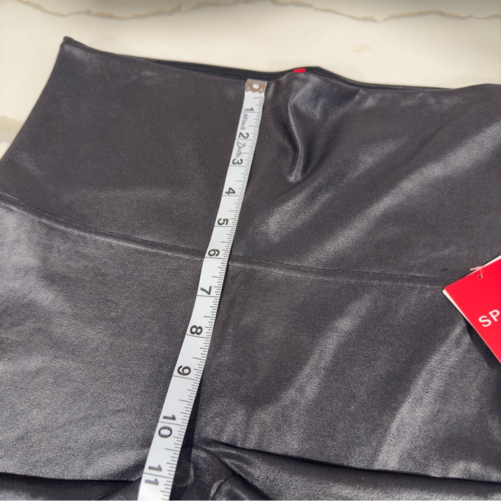 Spanx Women's Faux Leather Leggings Black Size 1X New NWT Slimming Pants‎ - Picture 9 of 13